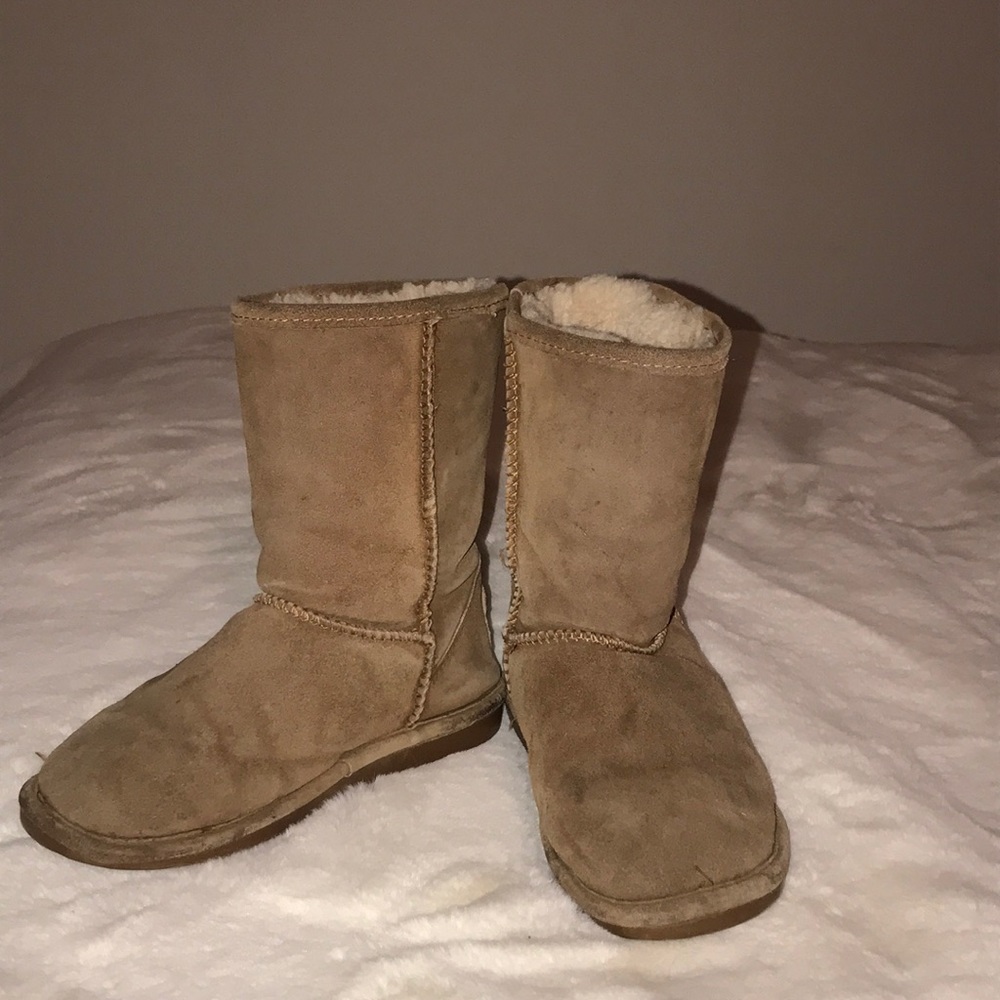 Bearpaw boots🐾